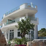 Alalama לינה וארוחת בוקר פולינאנו א מארה